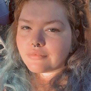 Meet your Posher, Saletha